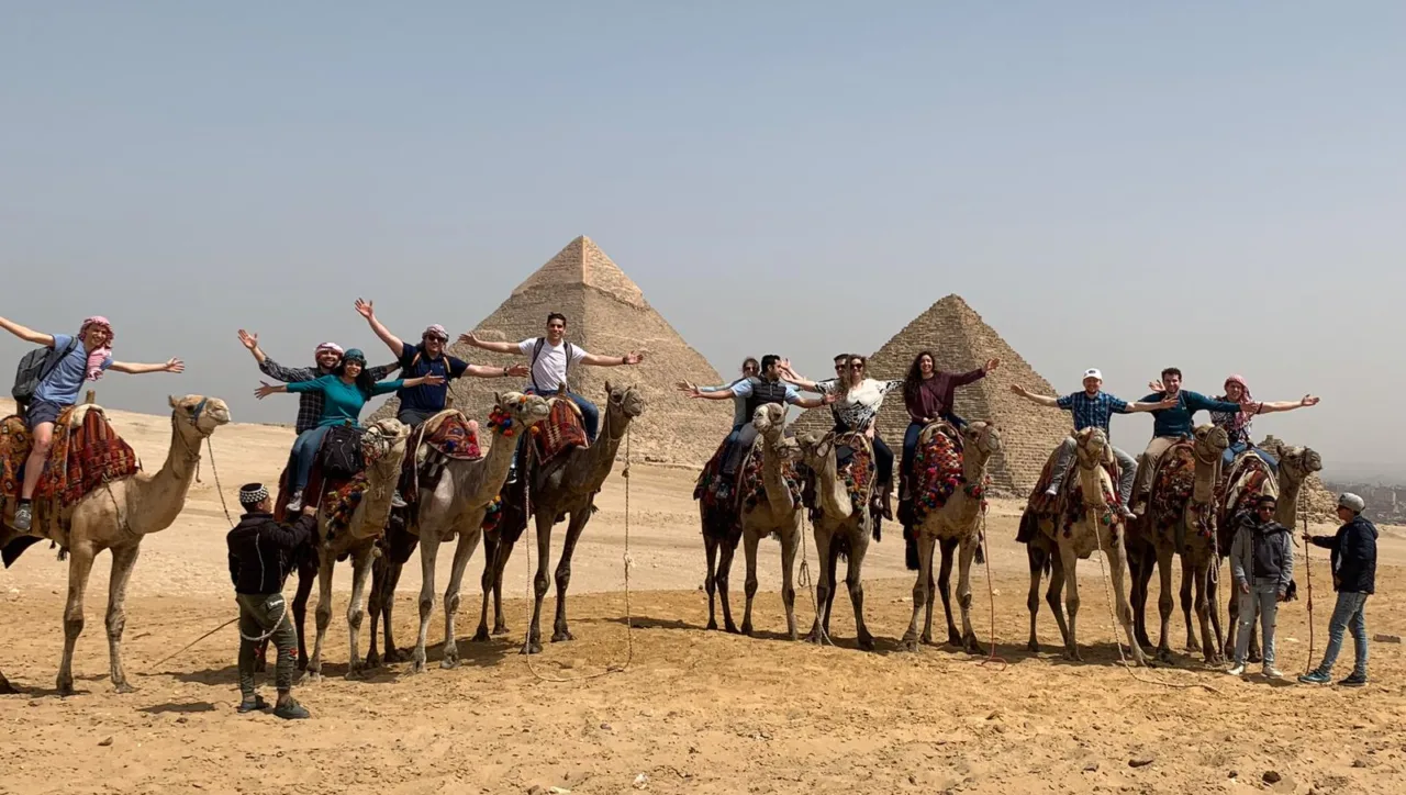 Camel Ride around the Pyramids 5 3804edb0 1ee8 4936 8ffb caa3f061e750